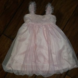 Baby girl dress. Size small.